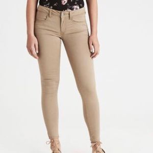 American Eagle Super Stretch Jegging Khakis